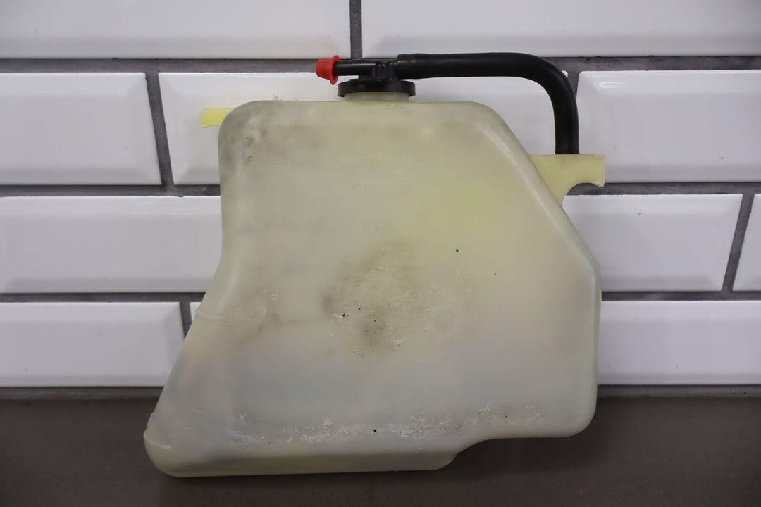 1991-1992 Toyota Land Cruiser FJ80 4.0L Engine Coolant Recovery Bottle W/ Cap