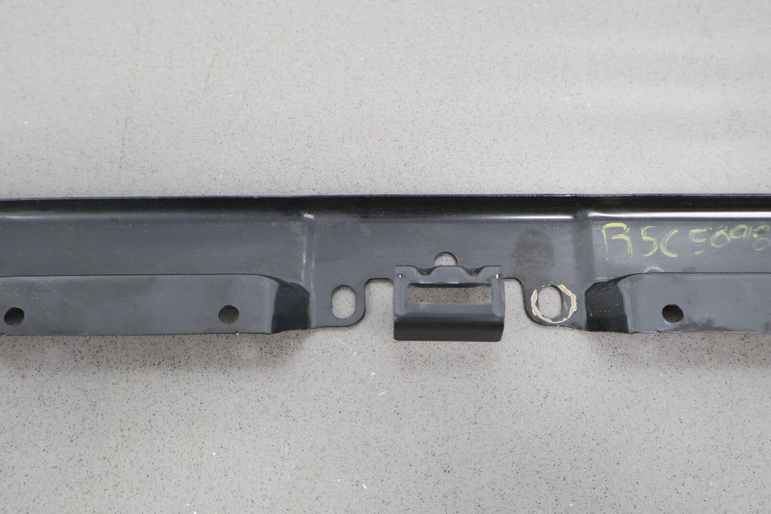 03-06 Chevy Silverado Sierra Crew Cab Rear Right Door Sill Plate Channel Mount