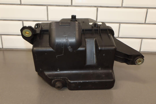 03-05 Mazda Miata NB 1.8L OEM Airbox Base & Lid (No MAF or Tube)