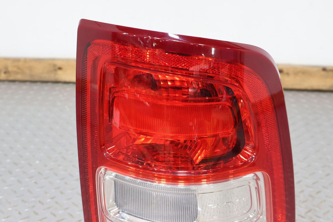 19-22 Ram 3500 Rear Right RH Tail Light W/ Incadescent Bulbs (Red Trim) Tested