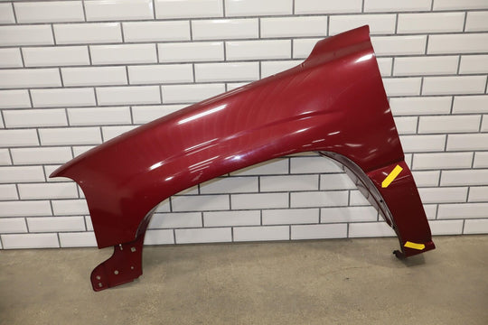 00-06 GMC Yukon Sierra GMT800 Driver Left Fender (Sport Red 63U)