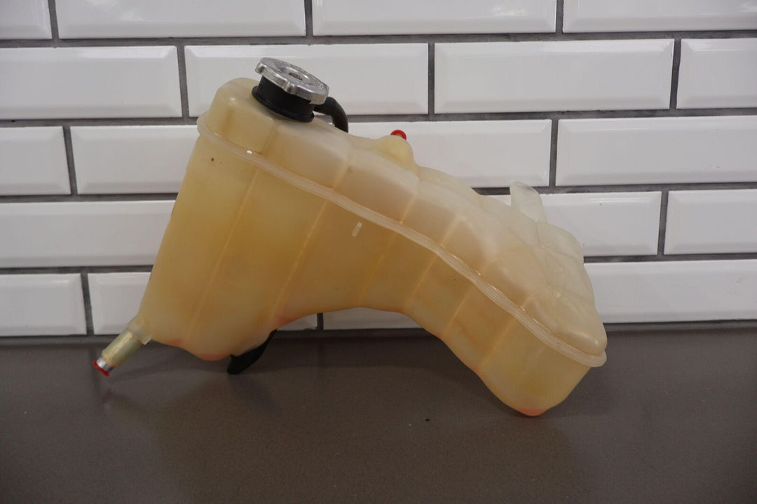 15-22 Dodge Challenger 6.4L Engine Coolant Recovery Bottle Reservoir W/ Cap