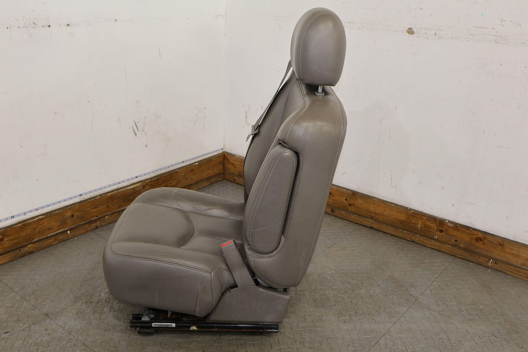 03-06 Chevy Tahoe Escalade Yukon Front Right Passenger Leather Seat (Gray 922)