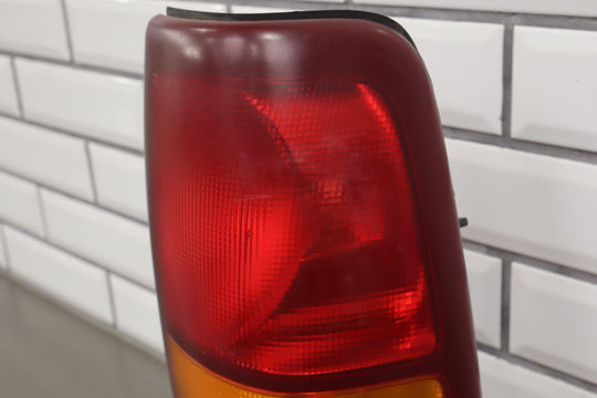 99-02 Chevy Silverado/Sierra OEM Tail Light Set (Left / Right)