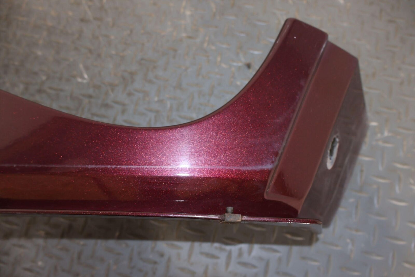 03-09 Hummer H2 OEM Front Left LH Driver Fender (Twilight Maroon 49U) See Notes