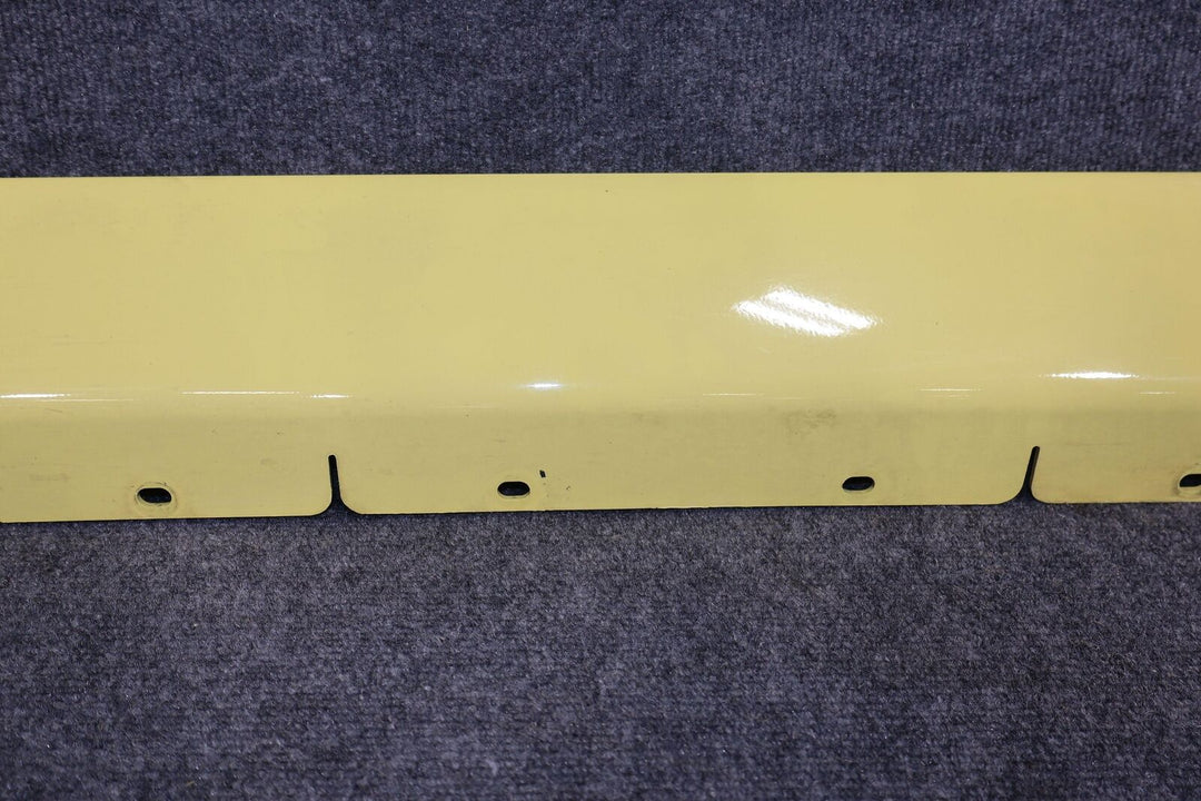 02-05 Ford Thunderbird Driver LH Left Lower Rocker Moulding -Inspiration Yellow