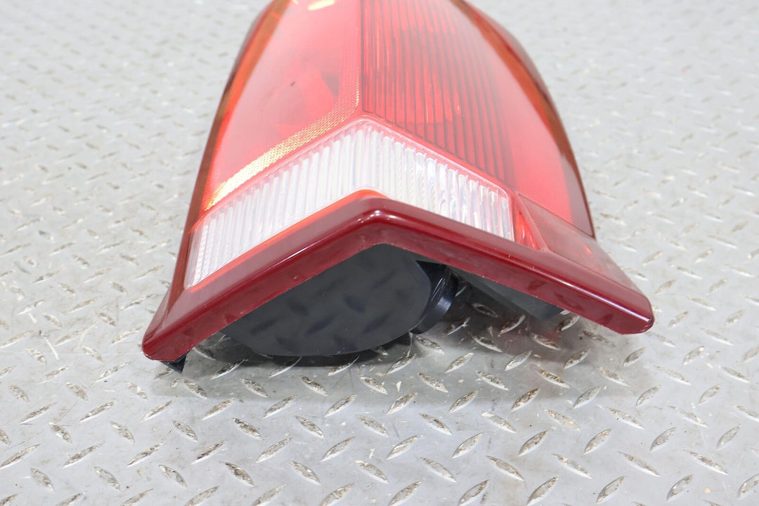 03-06 Cadillac Escalade Long Wheel Base Rear Right RH Tail Light (Tested) Hazy