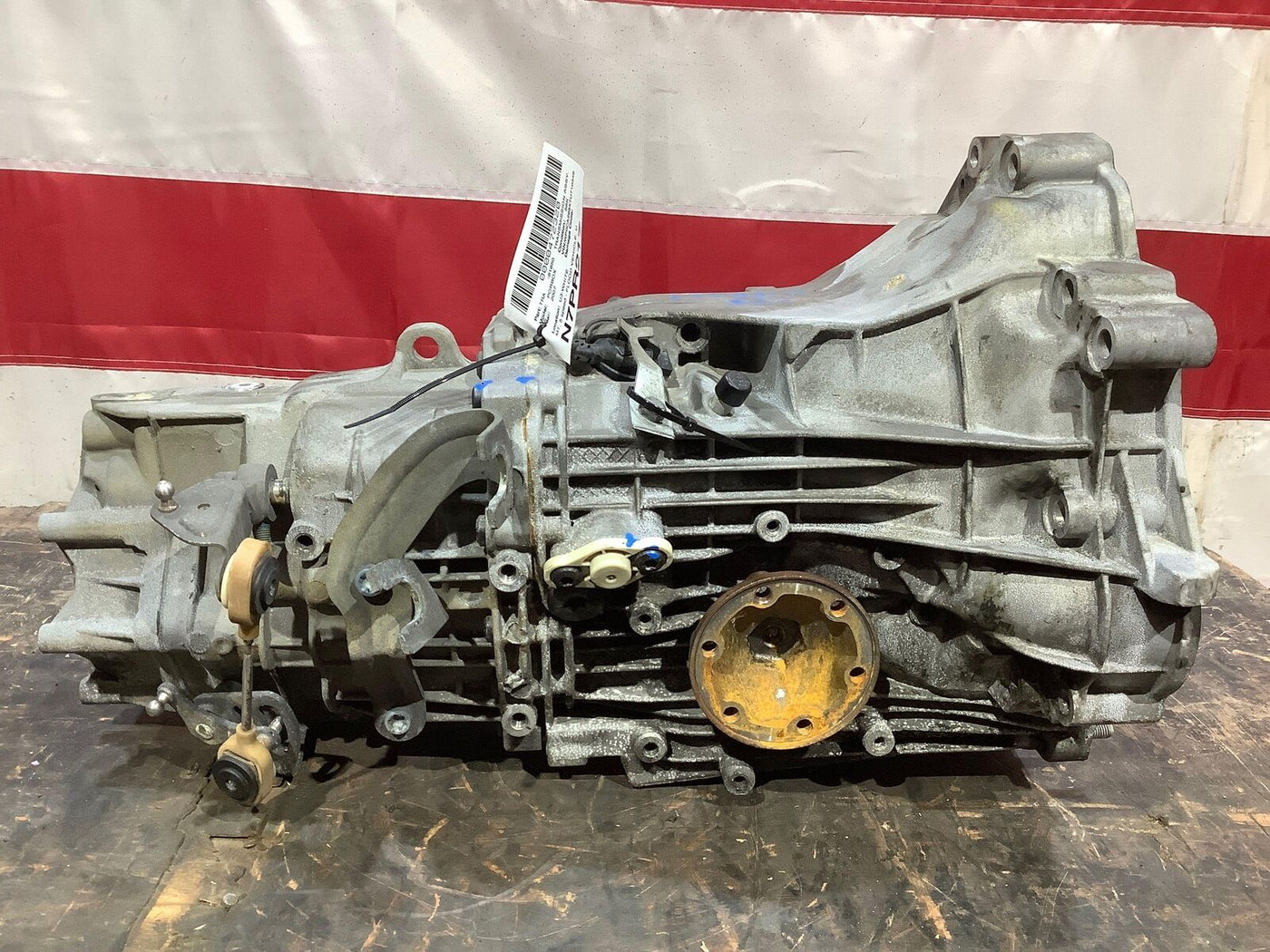 05-08 Porsche Boxster Cayman 5 Speed Manual Transmission Flood Car Untested