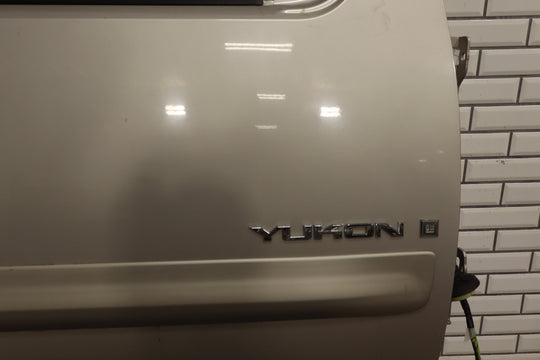 47353104