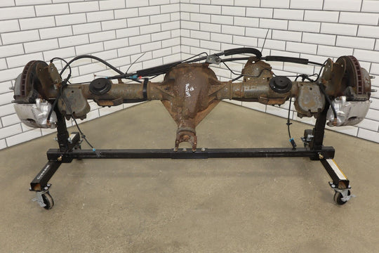 03-06 Chevy Tahoe/Avalanche/Yukon 2WD Rear Axle (3.23 Non Police Package)