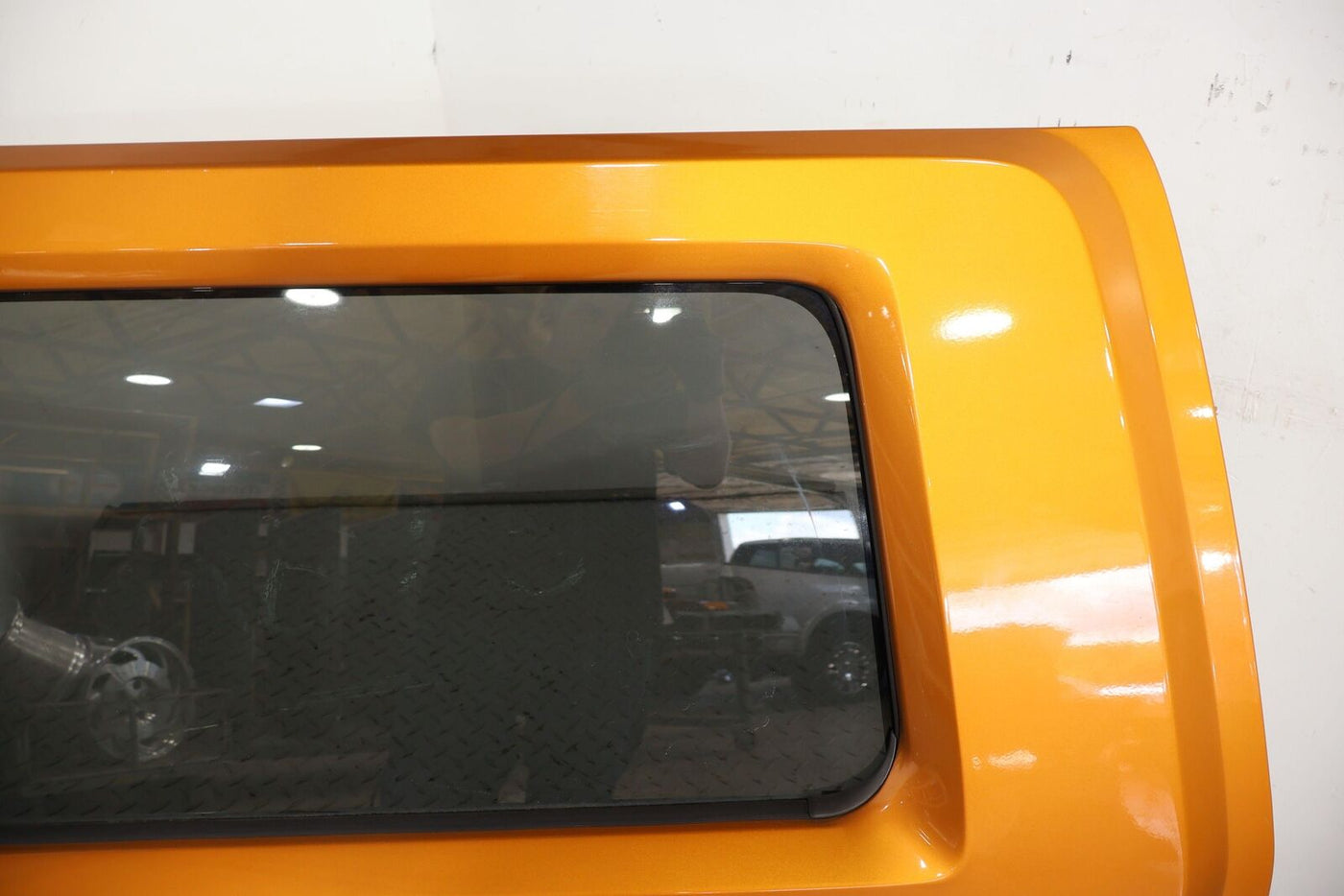 03-09 Hummer H2 Driver Left LH Rear Door W/Glass (Fusion Orange 55u) Notes