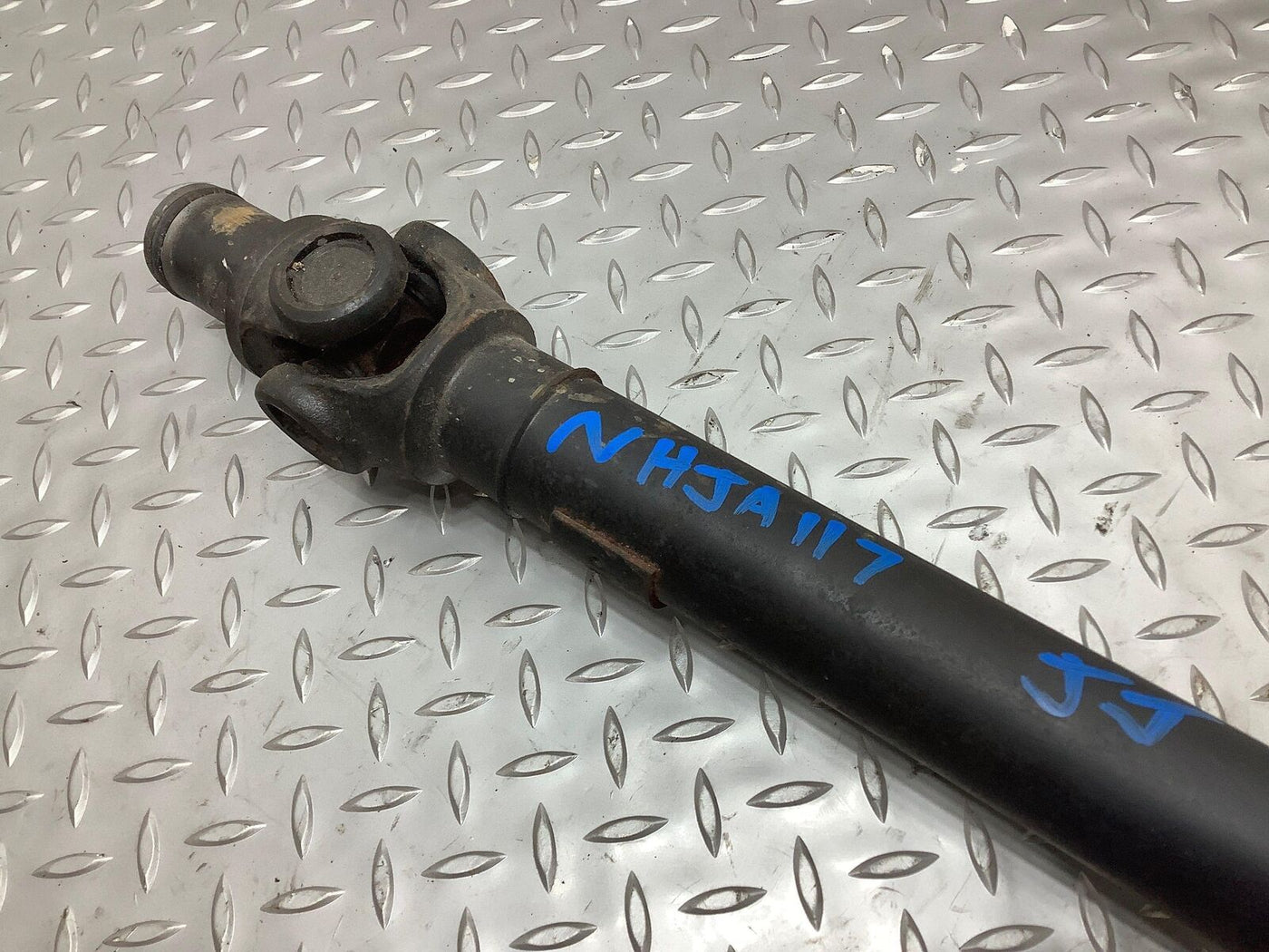 17-19 Jaguar XE XF 3.0L Front Drive Shaft