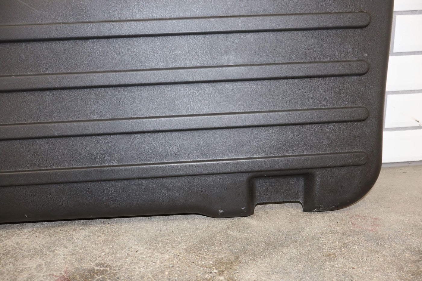 03-07 Hummer H2 OEM Rear Interior Gate Trim Panel (Ebony 48i)