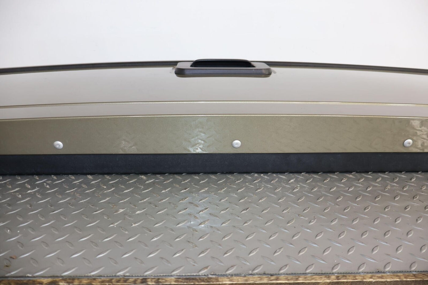 05-09 Hummer H2 SUT Rear H2T Tail Gate (Desert Sand 18u) See Notes