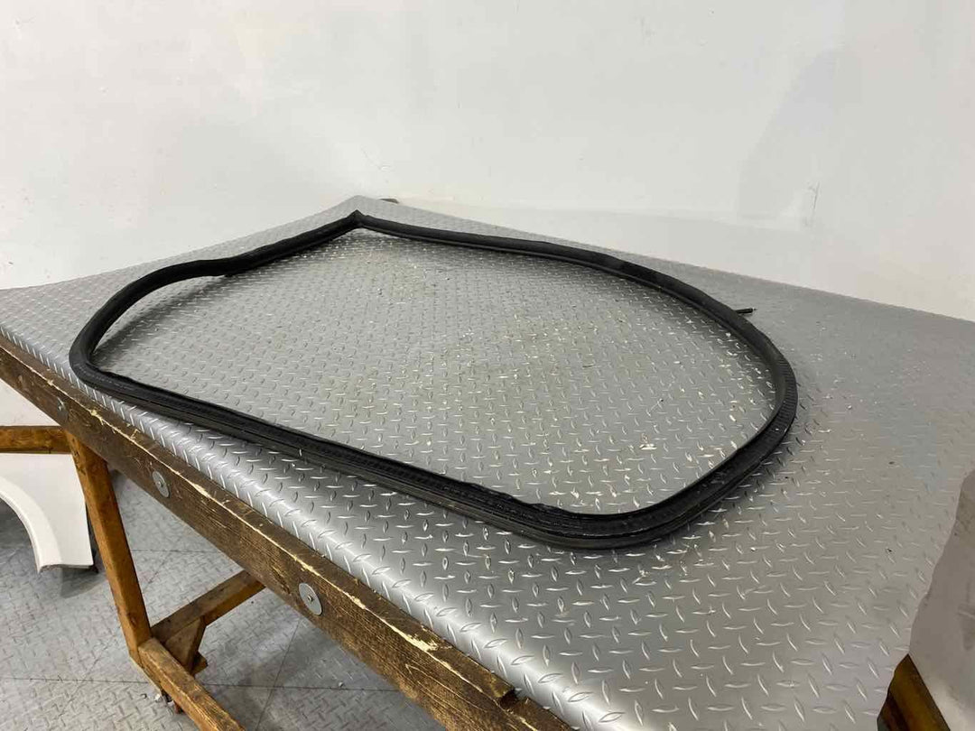 05-09 Porsche 911 997 Carrera S Coupe Left LH Door Weather Stripping Gasket Seal