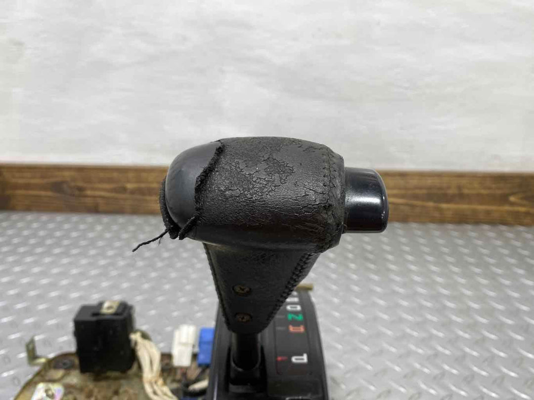 95-98 Toyota Land Cruiser Automatic Floor Shifter W/Knob & Bezel (Tested)