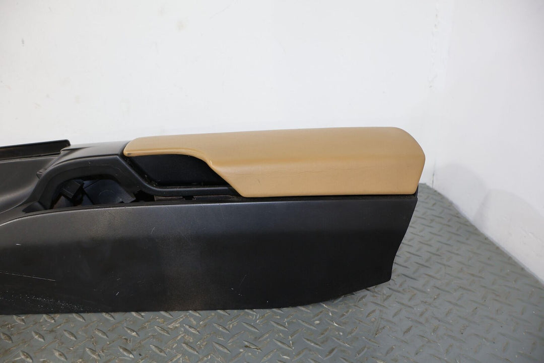 06-08 Porsche 911 997 Convertible Center Floor Console W/ Lid (Sand Beige TD)