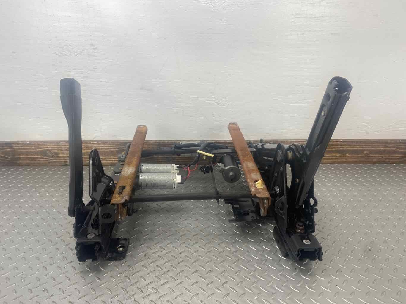 03-07 Hummer H2 Passenger Right RH Front Power Seat Track / Motors (Tested)