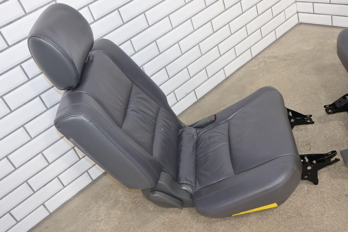 03-09 Lexus GX470 Pair LH&RH 2nd Leather Seat Set (Gray LH10) Mild Wear
