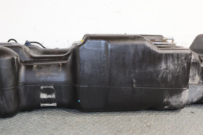 2003 Hummer H2 OEM Gasoline Fuel Tank W/Good Sealing Ring - No Fuel Pump