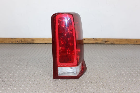 03-06 Cadillac Escalade Long Wheel Base Rear Right RH Tail Light Lamp (Tested)