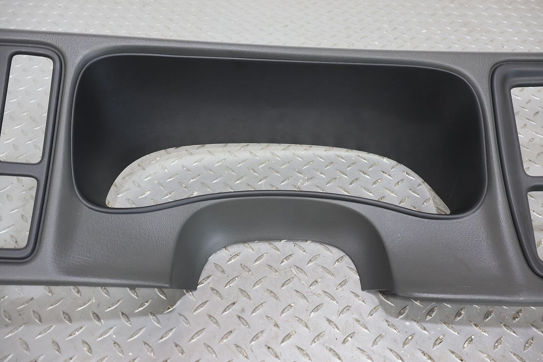 05-06 Chevy Tahoe Interior Radio Trim Bezel (Gray 92i) Solid Mount