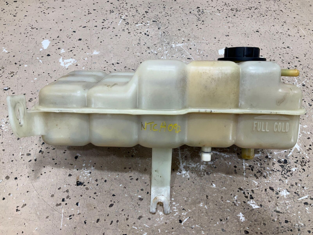 93-96 Cadillac Fleetwood Engine Coolant Recovery Bottle Reservoir W/ Lid OEM