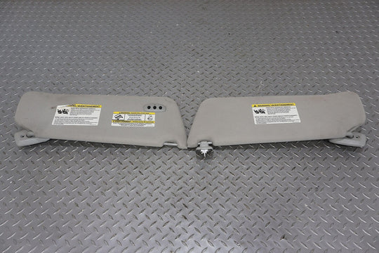 06-08 Lincoln MArk LT Pair LH & RH Illuminated Sun Visors (Neutral) See Notes