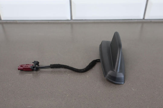 2014 GMC Sierra Denali Shark Fin Antenna OEM 23258394