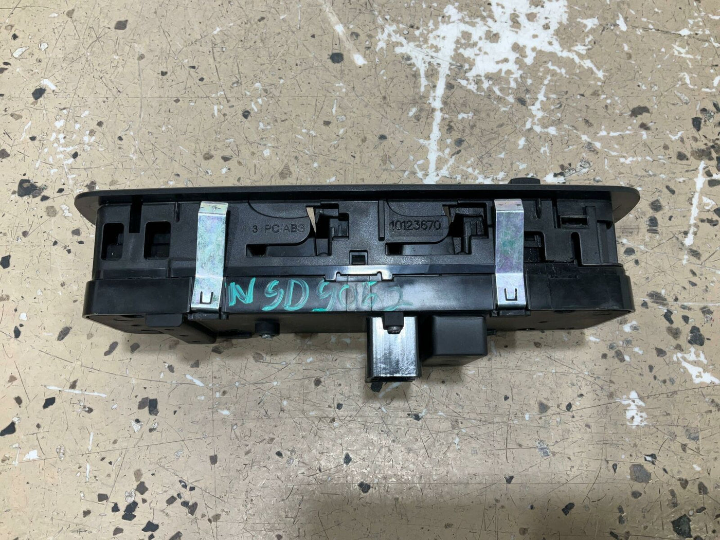 15-19 Dodge Charger Left LH Front Driver Master Window Switch (See Notes)