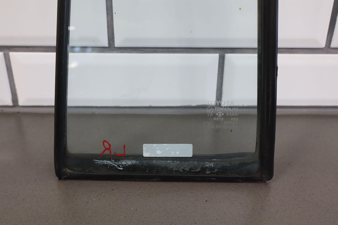 1991-1997 Toyota Land Cruiser Rear Left Vent Glass Window W/ Seal (See Photos)