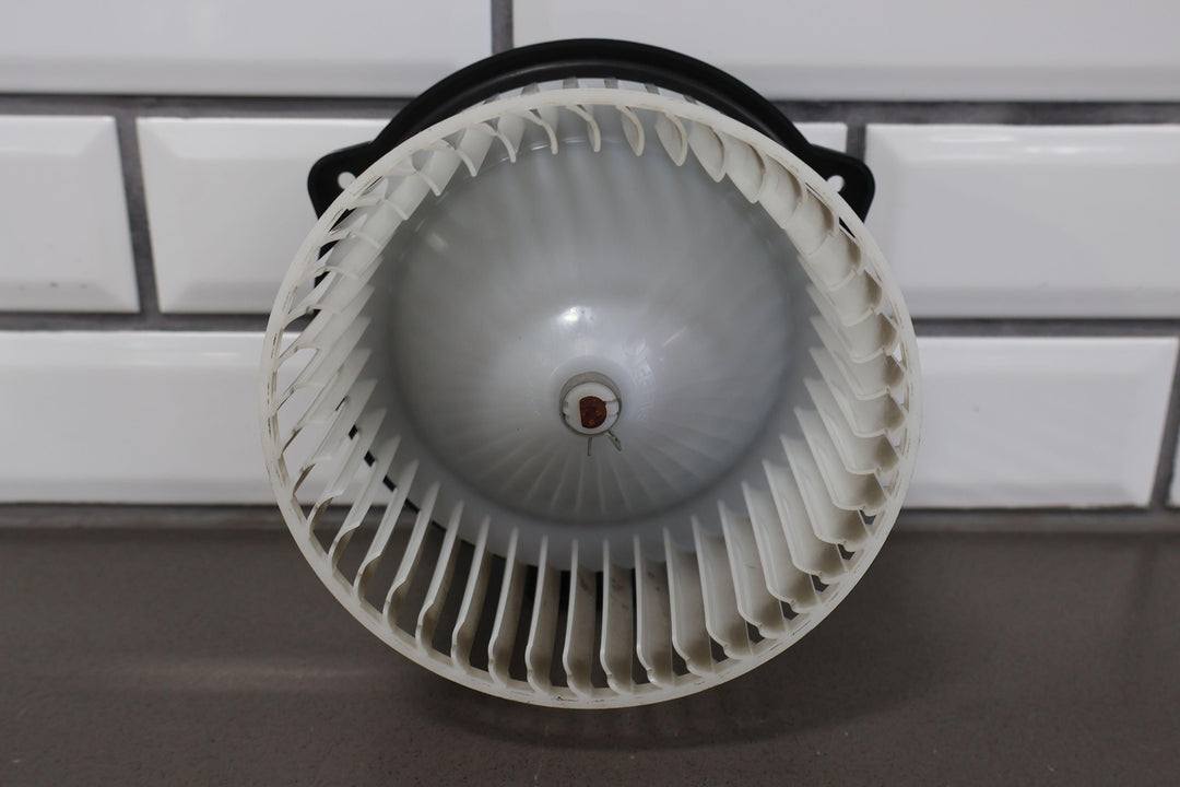 https://i.ebayimg.com/00/s/MTA2N1gxNjAw/z/OfEAAOSwssxmceYe/$_57.JPG?set_id=2