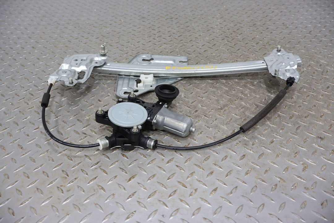 06-15 Mazda Miata NC Left LH Driver Door Window Regulator W/ Motor (Tested)