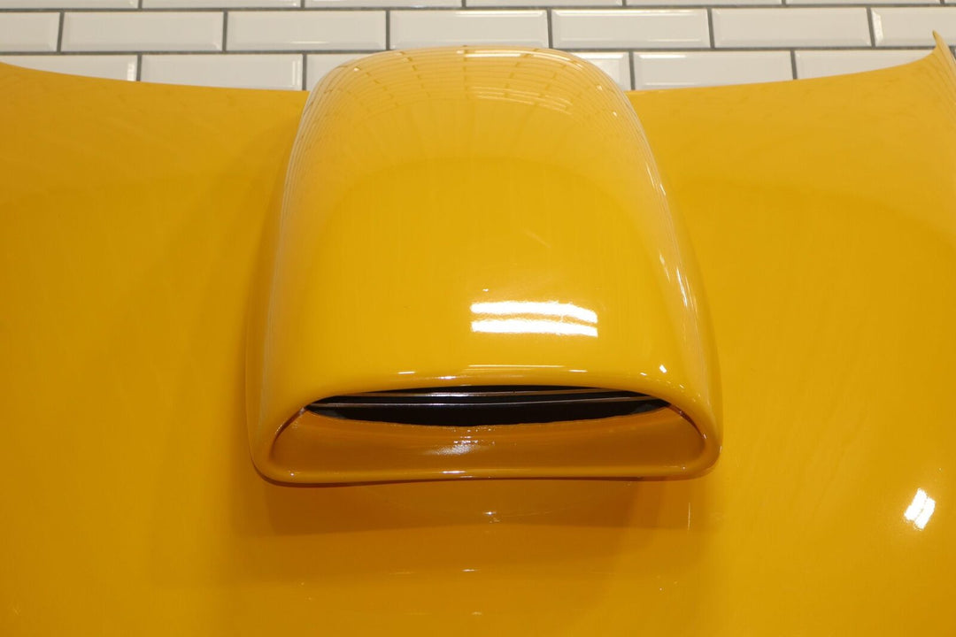 03-06 Chevy SSR Aftermarket Fiberglass Hood W/Scoop Slingshot Yellow (79U)