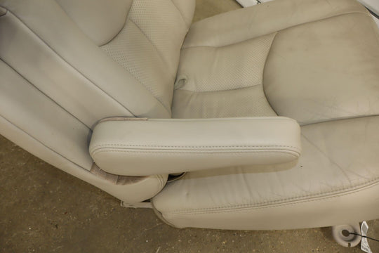 03-06 Cadillac Escalade SWB Shale Leather Heated 2nd Row Captains Chairs