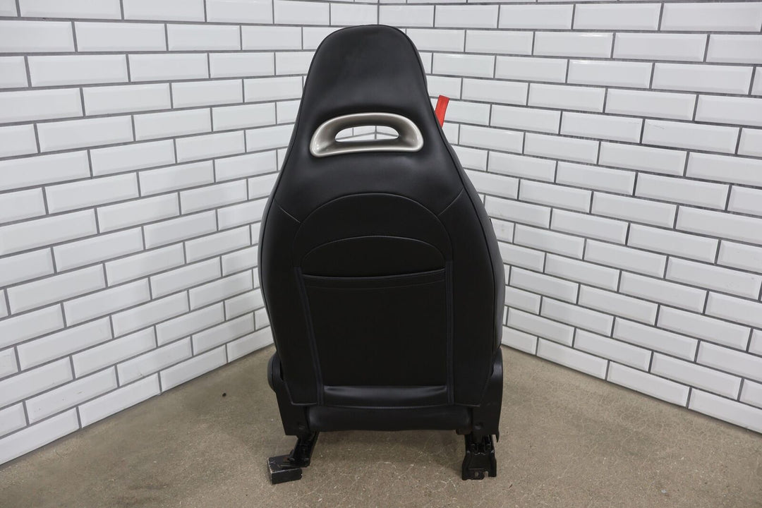 12-17 Fiat 500 Abarth Coupe Front Right Leather Bucket Seat (Black/Red Stitch)