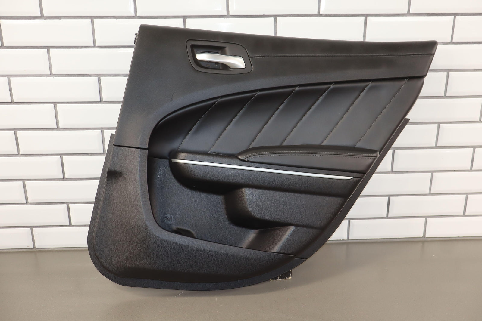 19-23 Dodge Charger Scat Pack 392 Right Rear Black Leather Door