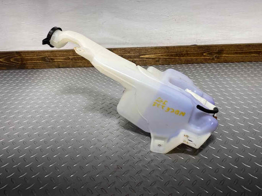 11-14 Chevy Silverado 3500 Windshield Washer Fluid Reservoir W/ Motor & Lid