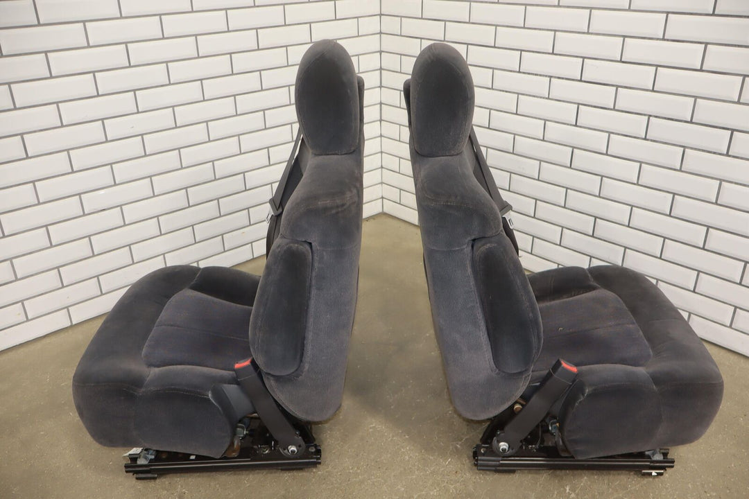 01-02 Chevy/GMC Silverado Sierra 2500HD Crew Cab Graphite Cloth Seat Set