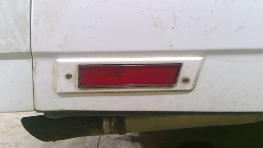 1986 Chevy Monte Carlo SS Right Rear Side Marker with Bezel (White U3967)