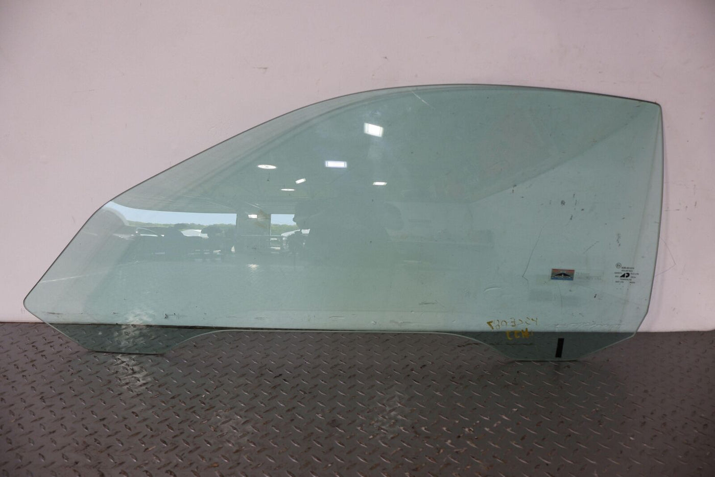 97-04 Chevy Corvette C5 Left LH Driver Door Window Glass (Glass Only)