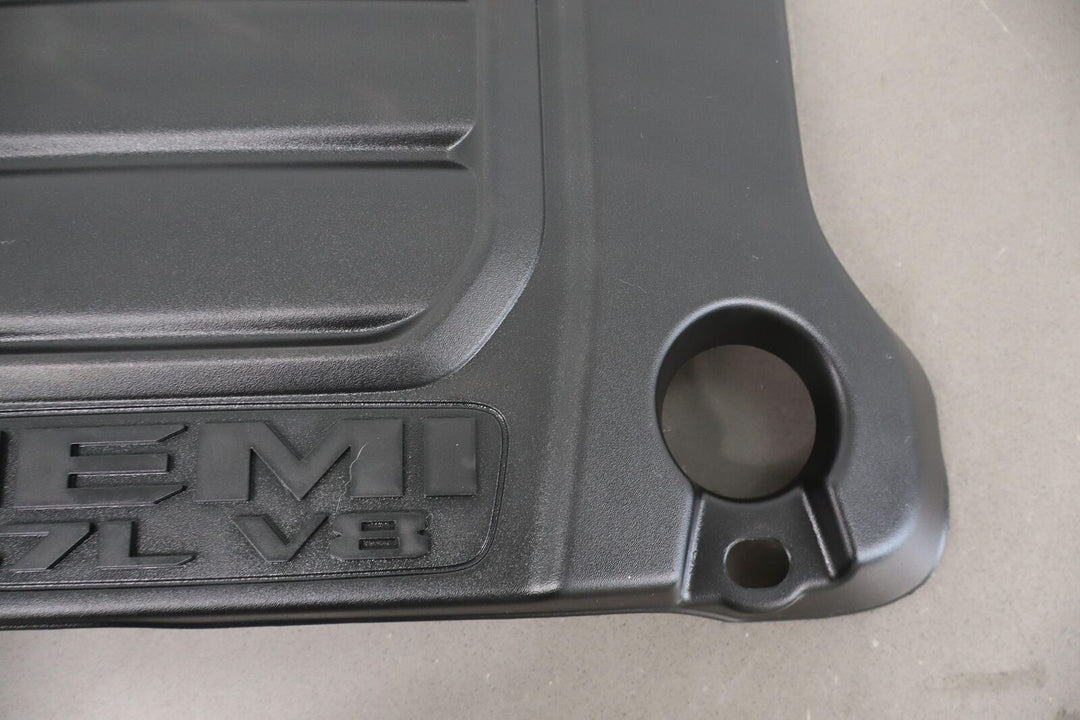 19-23 Ram 1500 5th Gen 5.7L Hemi V8 Engine Beauty Cover (Textured Black)