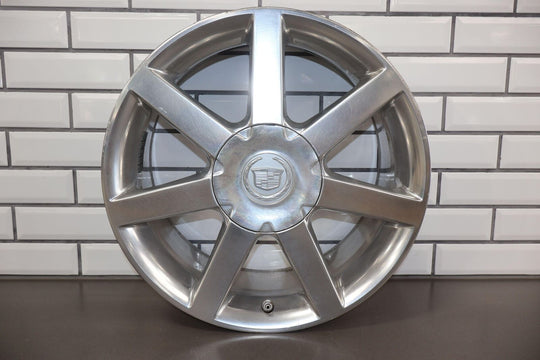 04-08 Cadillac XLR OEM 18x8 Chrome 7 Spoke Wheel with Center Cap (Curb Rash)