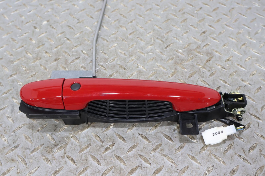 17-19 Fiat 124 Spider Right RH Exterior Door Handle (Rosso Red PKM) See Photos