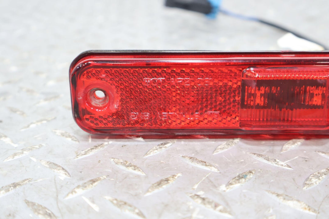 03-09 Hummer H2 Right RH Passenger Rear Marker Light (Red Lens) Tested