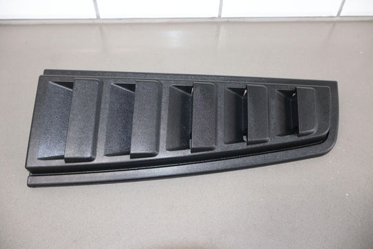 03-09 Hummer H2 Passenger Right Tail Light Upper Trim Panel / Moulding (Black)