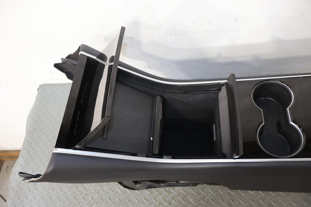 17-23 Tesla Model 3 Leather OEM Center Console W/O Lid (Black) Some Knicks