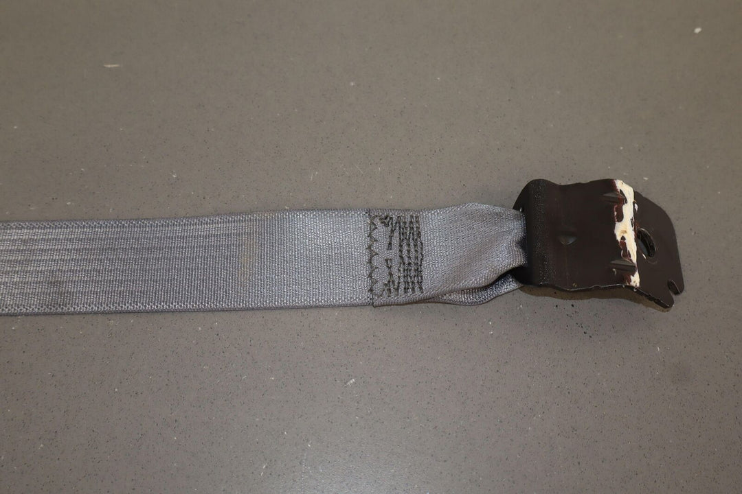 01-02 Chevy GMC Silverado Sierra 2500HD Crew Cab Right Rear Seat Belt (Graphite)