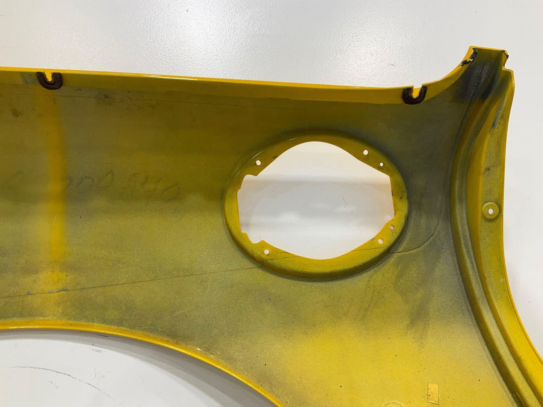 99-04 Chevy C5 Z06 FRC Left Quarter Panel W/Marker Light (Millenium Yellow 79U)