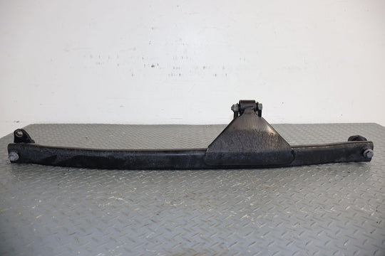 01-07 Volvo V70R Wagon OEM Suspension Strut Bar (191K)